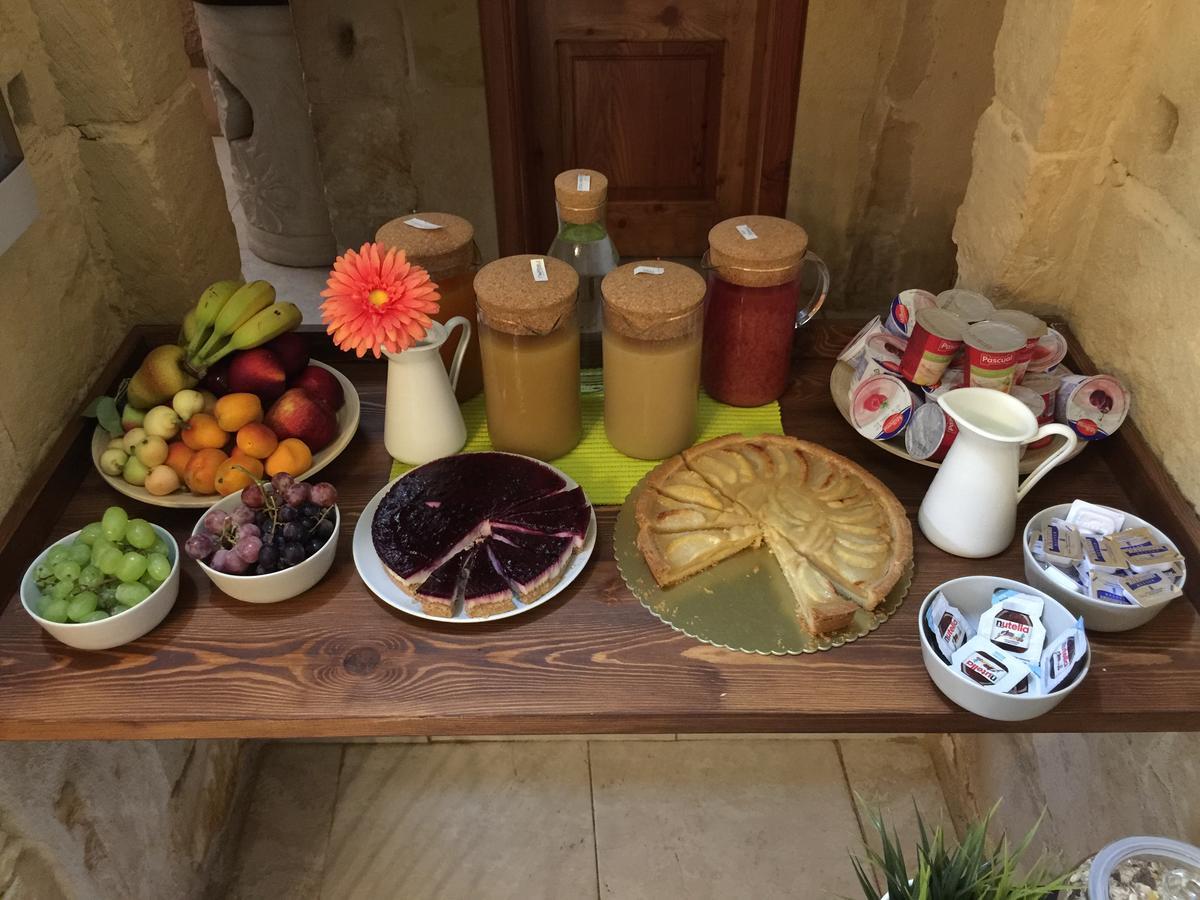 Il Pomo Bianco Acomodação com café da manhã Qala Exterior foto